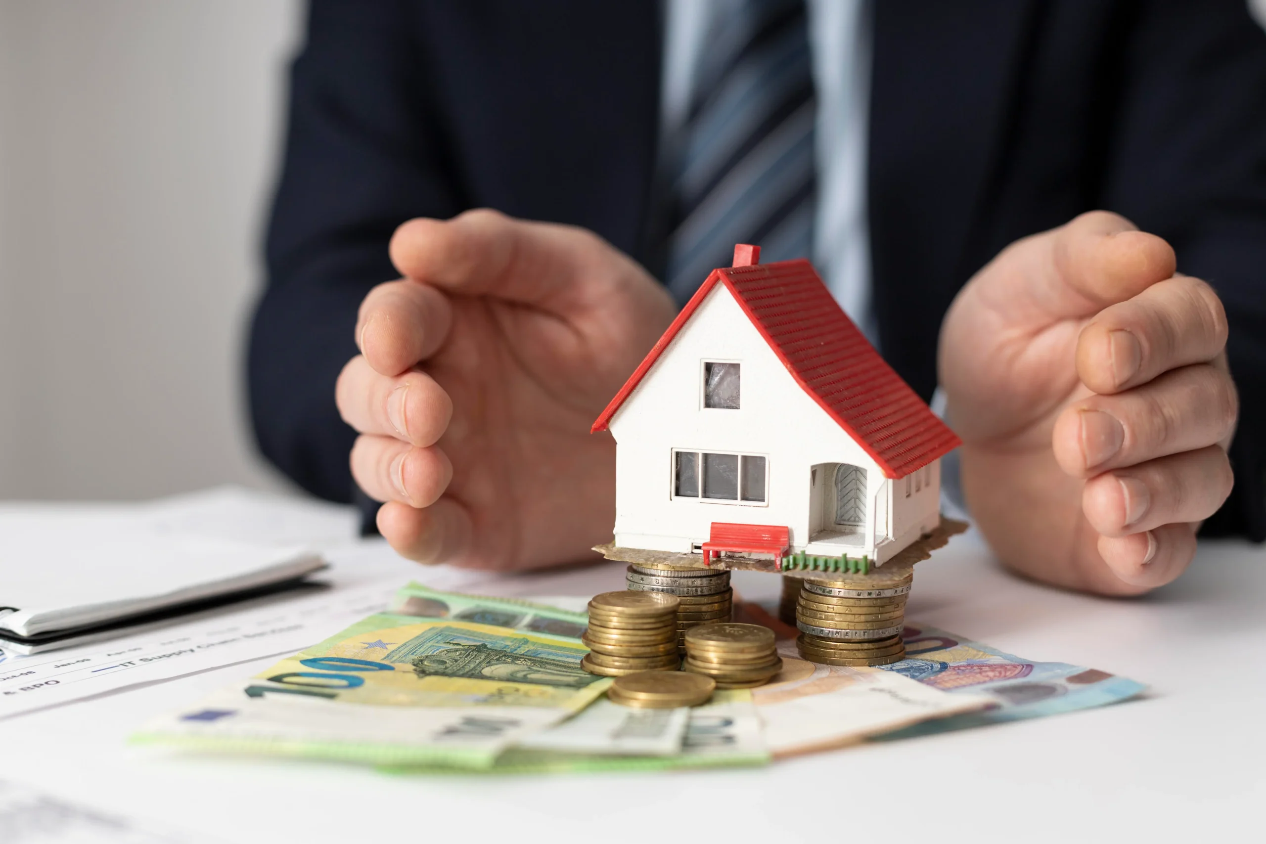 We provide independent valuations addressing land use impacts, easement access rights, and shared-use agreements. Our detailed assessments assist in resolving disputes, negotiating terms, and ensuring clarity around land entitlement, compensation.
